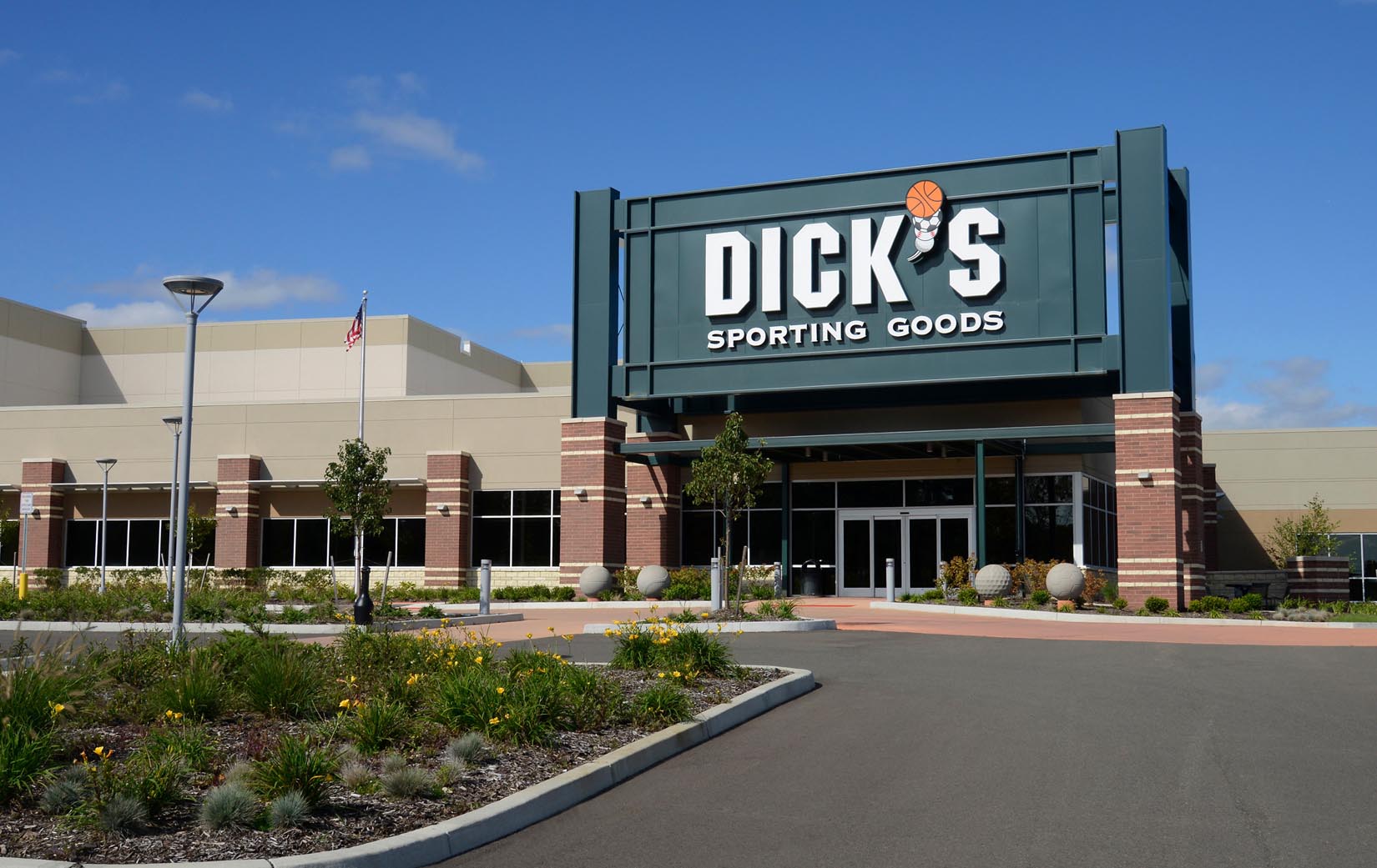 Northridge Fashion Center - Dick's Sporting Goods is Now Open.